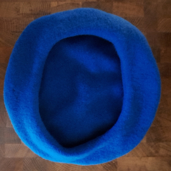 Wool felt beret - Picture 2 of 2
